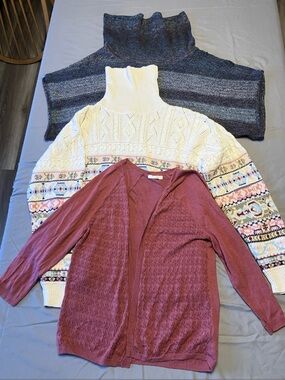 Women's Sweater Bundle - 3 Sweaters- Size S